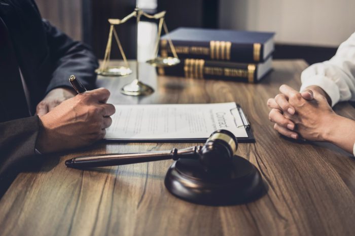 Criminal lawyers lawyer defence client
